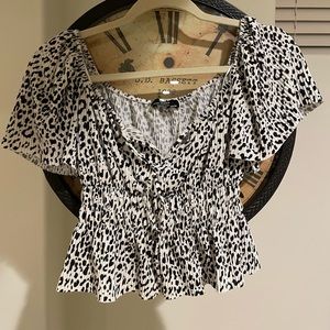 BERSHKA blouse black and white leopard print